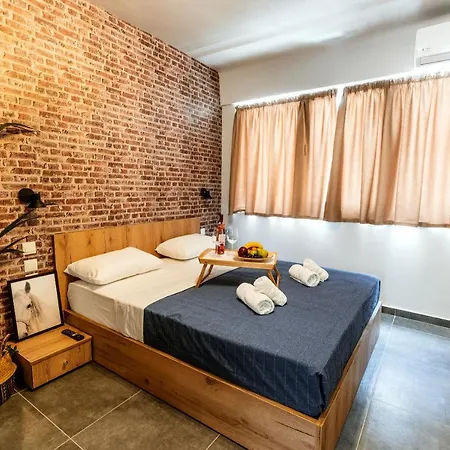 Unique Experience Apartment's