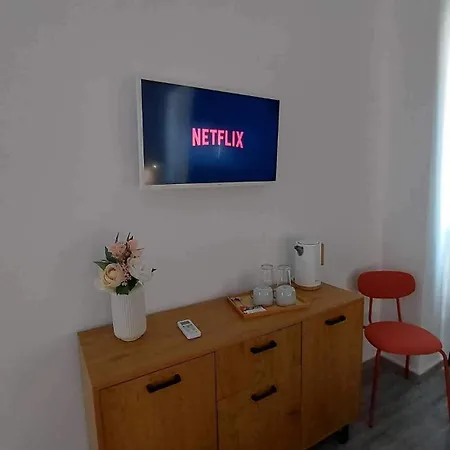 Unique Experience Apartment's