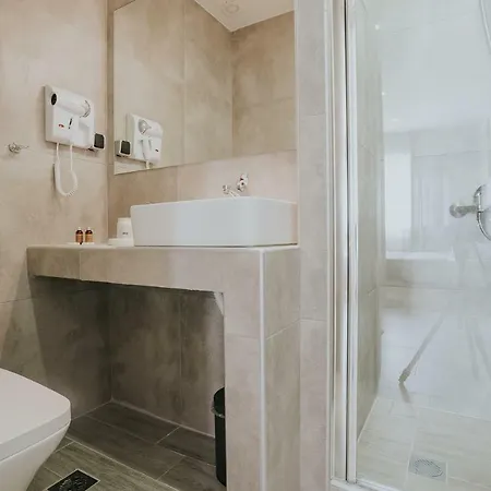 Unique Experience Apartment's *