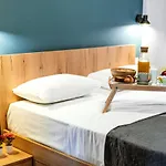 Апартаменты Unique Experience Apartment's *