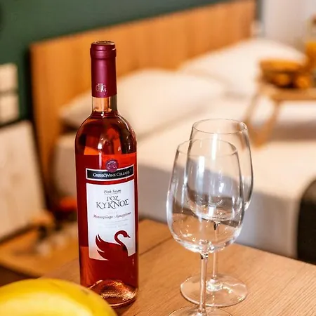 Unique Experience Apartment's Salonic