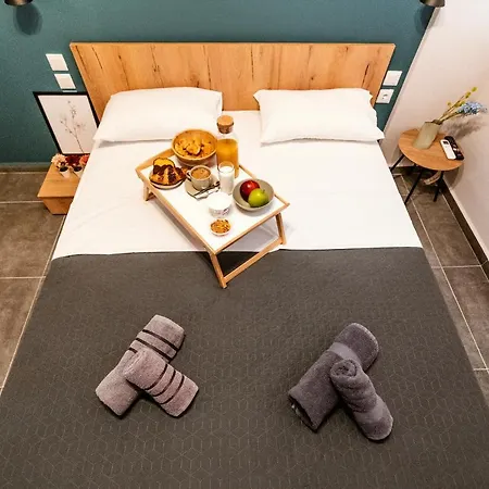 Unique Experience Apartment's