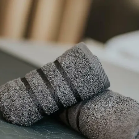 Unique Experience Apartment's *